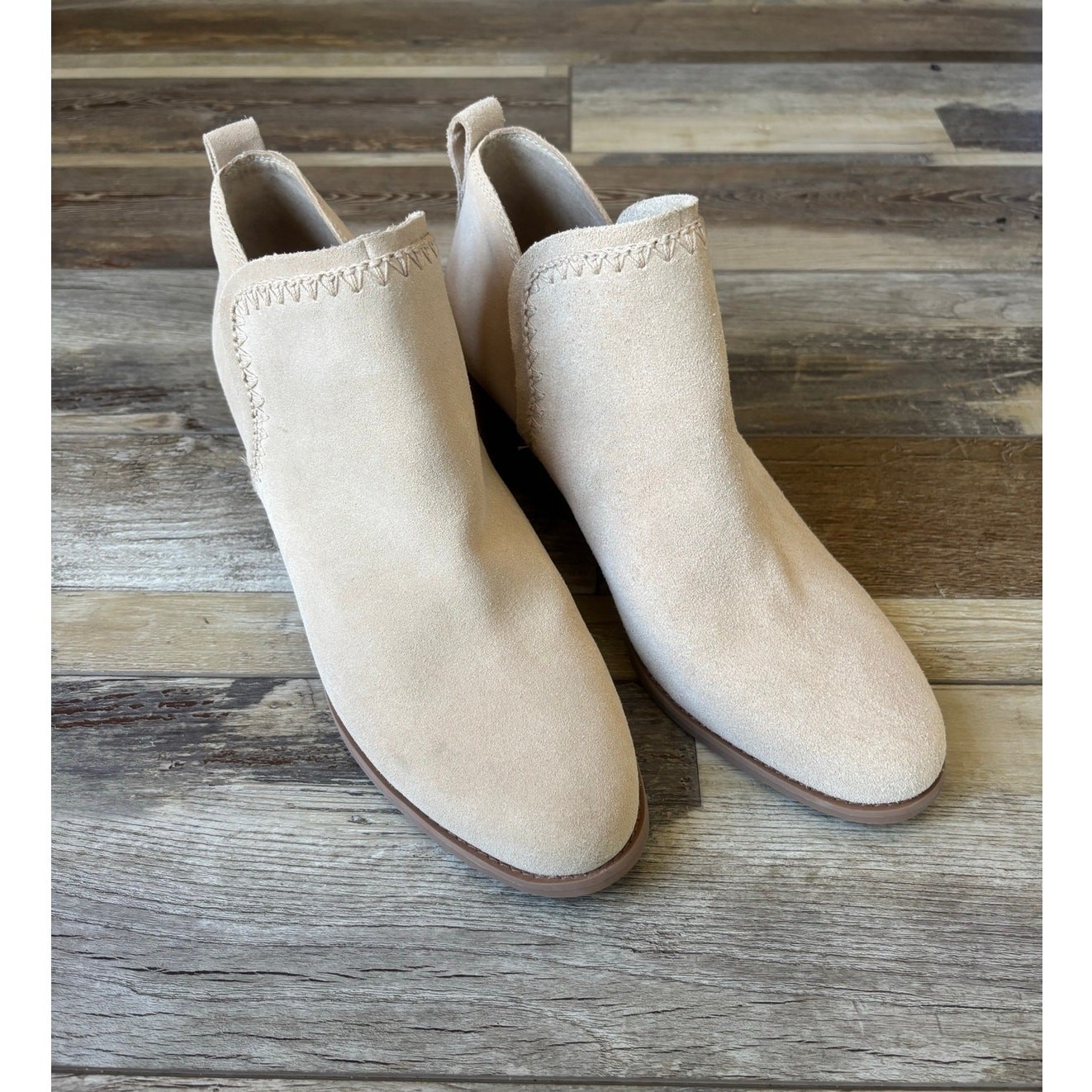TOMS Kaia Wedge Booties Women’s Size 12 Oatmeal Suede Leather Ankle Boots NWT
