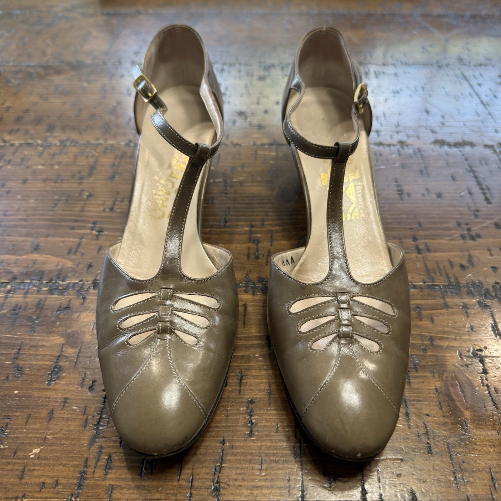 Salvatore Ferragamo Florence Green Leather Shoes Sz 8 AAA Made In Italy Vintage
