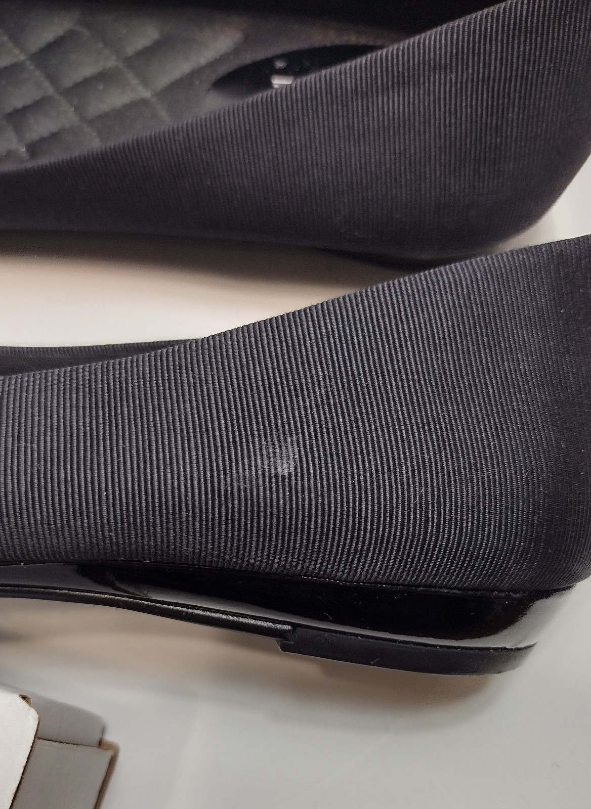 Coach and Four Women’s Size 7 1/2 Black Grosgrain Bow Flats Quilted Insole NICE