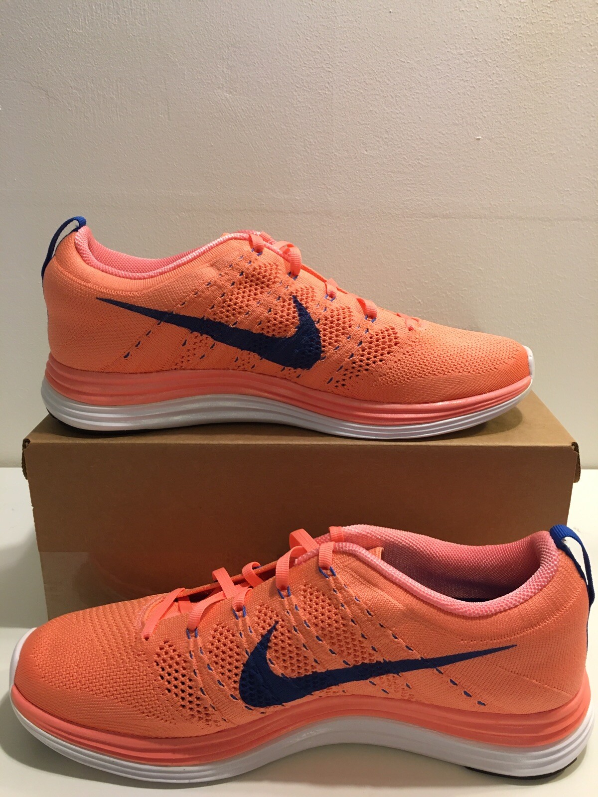 New Women’s Nike Flyknit Lunar 1 Atomic Pink Game Royal Size 12 554888 641