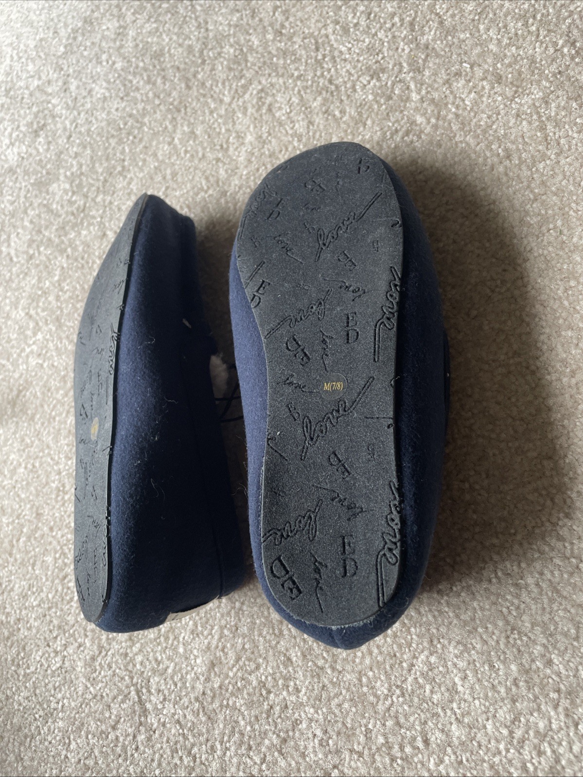 ED ELLEN DEGENERES Winslett Lagoon Limited Edition Dog Collection Slippers M 7/8