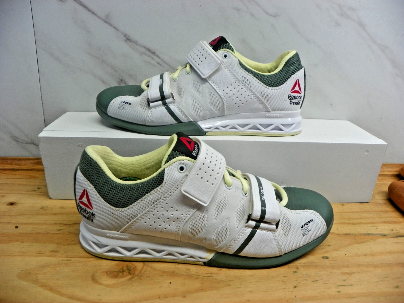 REEBOK CROSSFIT LIFTER PLUS 2.0 WHITE SAGE GREEN NEON COLORWAY SIZE 8.5 M45056