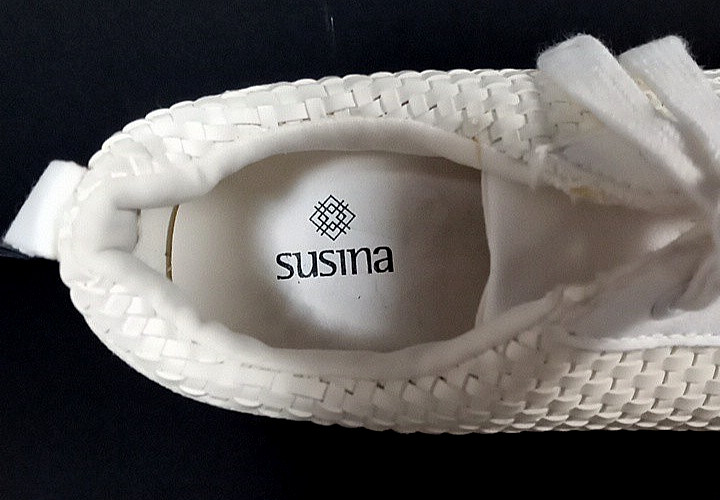 Susina Monica Women’s 7M Mesh/Woven Fashion Sneakers White/Cream