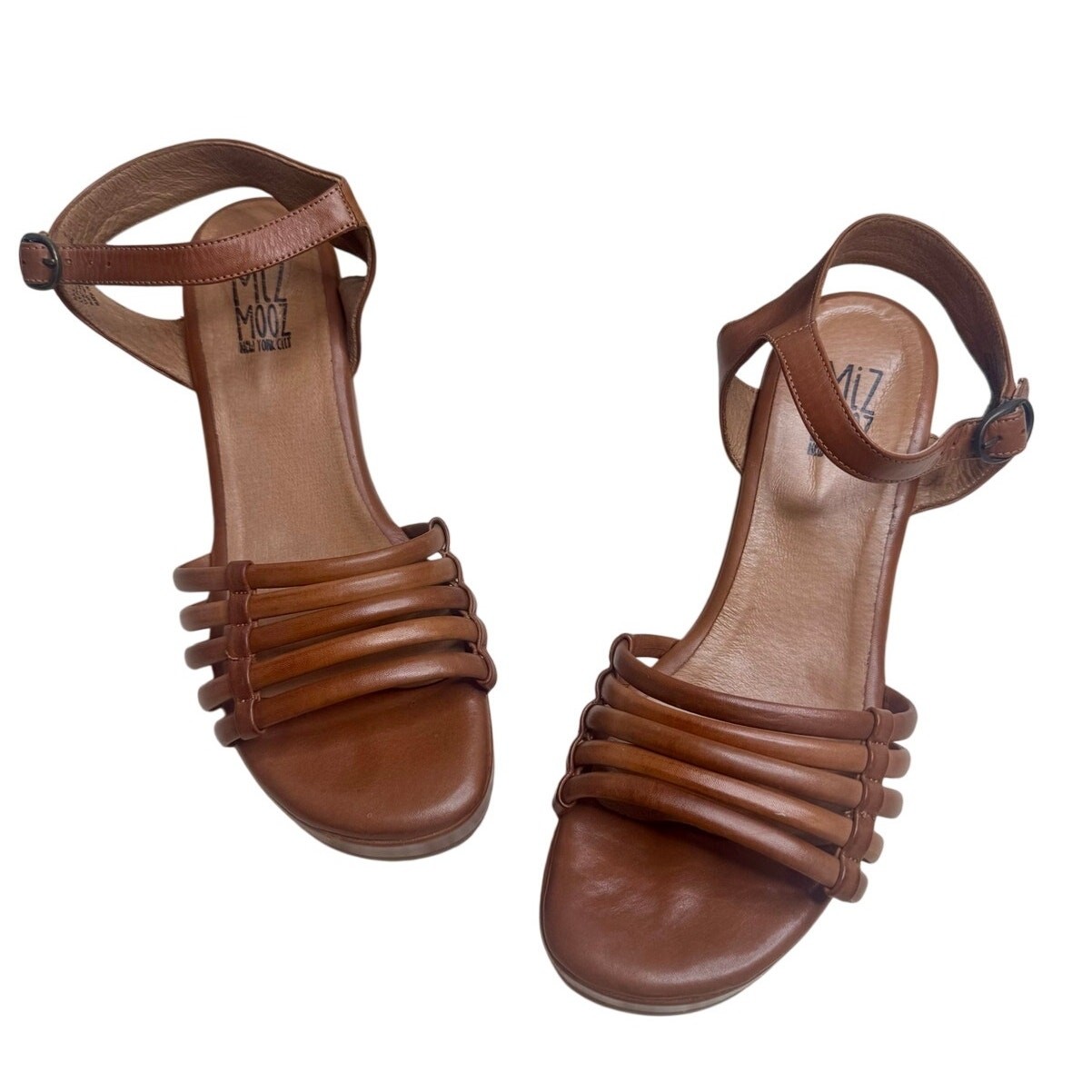 NEW in BOX MIZ MOOZ Women’s 40 Graciela Strappy Sandal Shoes Brandy Brown