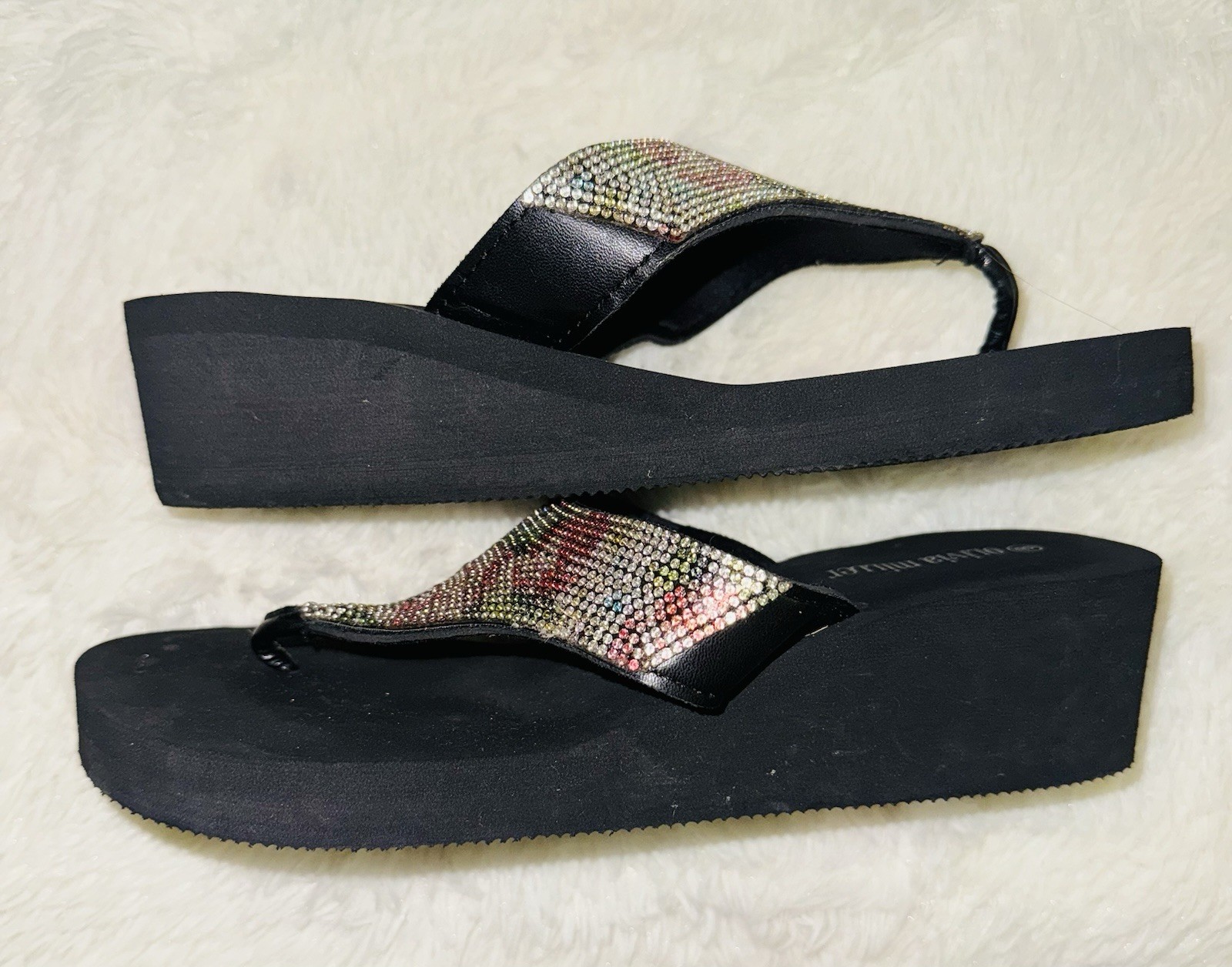 Olivia Miller 8 Sandal FlipFlop Glitzy Rhinestone Thong Wedge Black Floral Bling