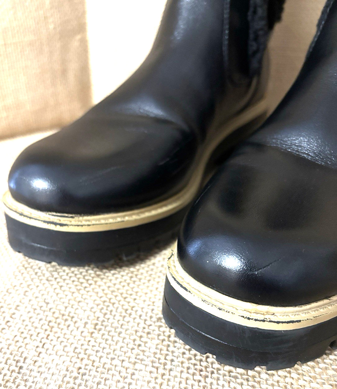 Marc Fisher Women’s Leather Ankle Boot Sz 8M Faux Fur Low Heel Pull On