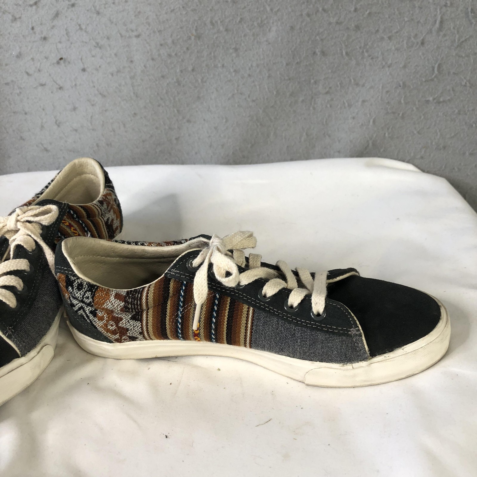 Inkkas Shoes Womens Size 10 Multicolor Canvas Geometric Low Top Sneaker