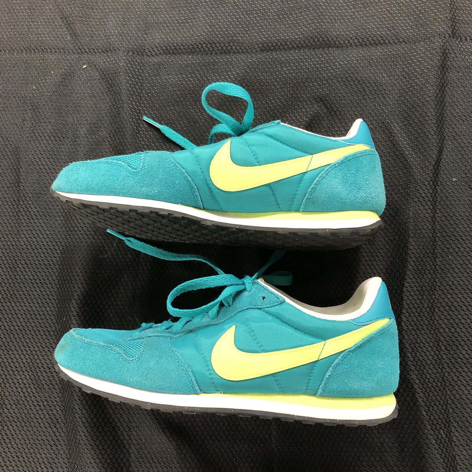 Nike Shoes Womens Size 9 Blue Teal Suede Mesh Running Retro Sneakers 644451-300