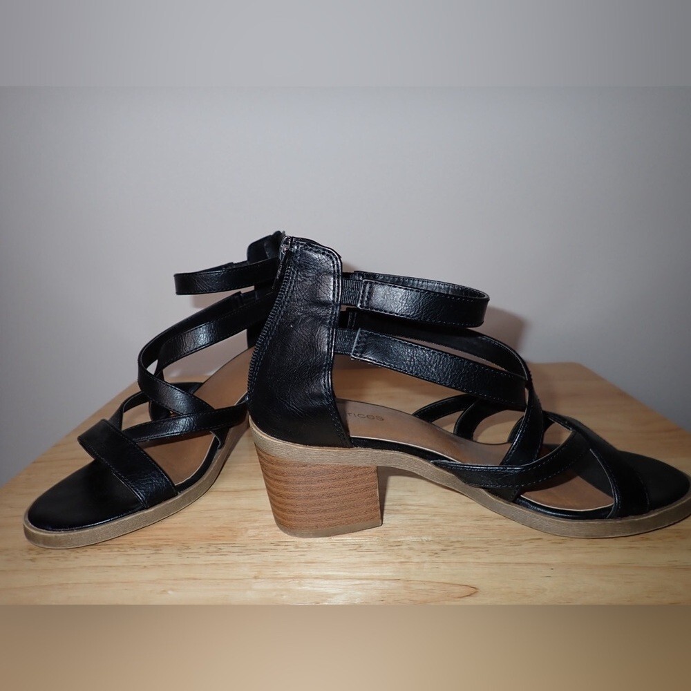Maurices Zipper Block Heel Ankle Strap Open Toe Sandals Black Womens
