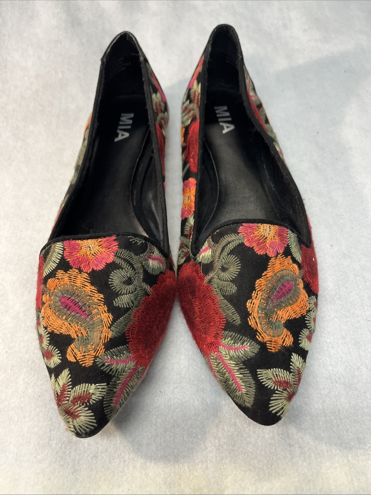 MIA Robin Floral Embroidered Loafer Ballet Flats Black Multicolor size 11