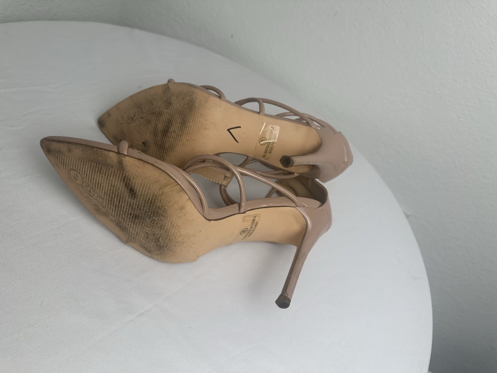 VANiTA Women’s Beige Patent Leather Strappy Pointed Toe Stiletto Sz 8