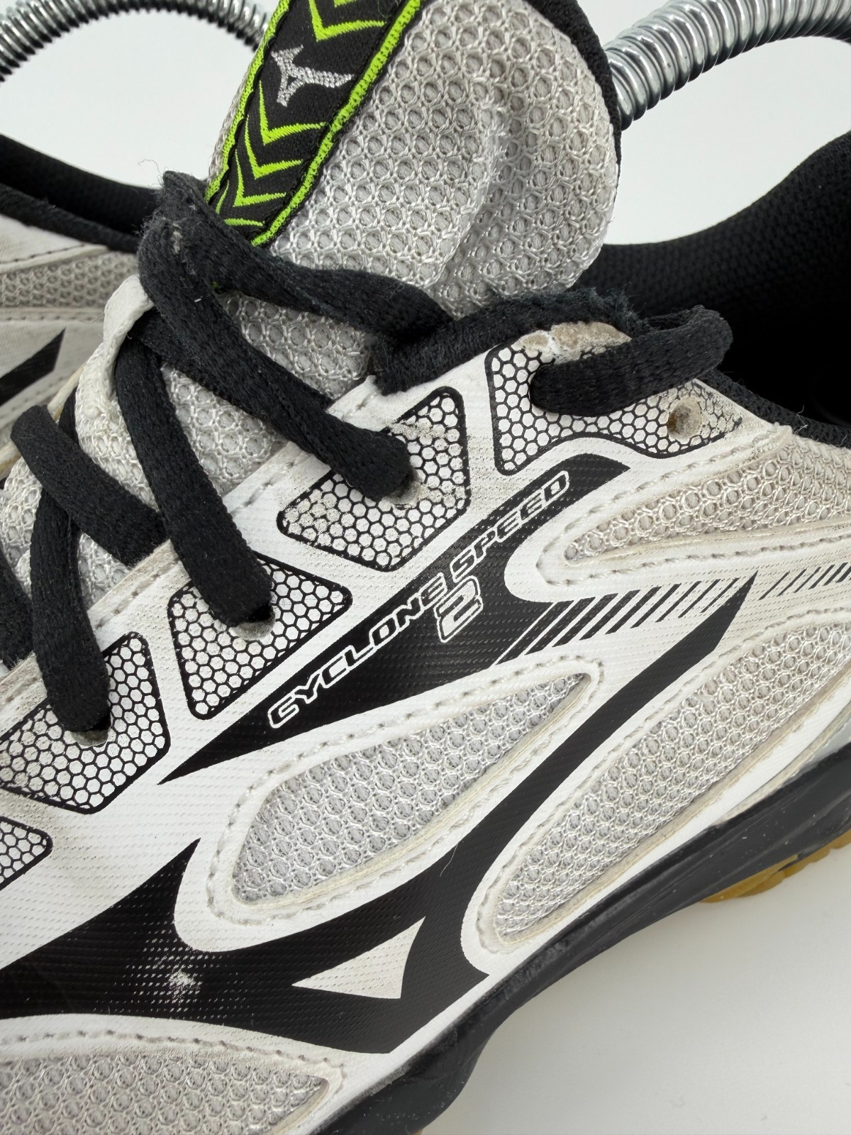 Mizuno Cyclone Speed 2 V1GC198009 Indoor Court Shoes White Black Men’s 8.5