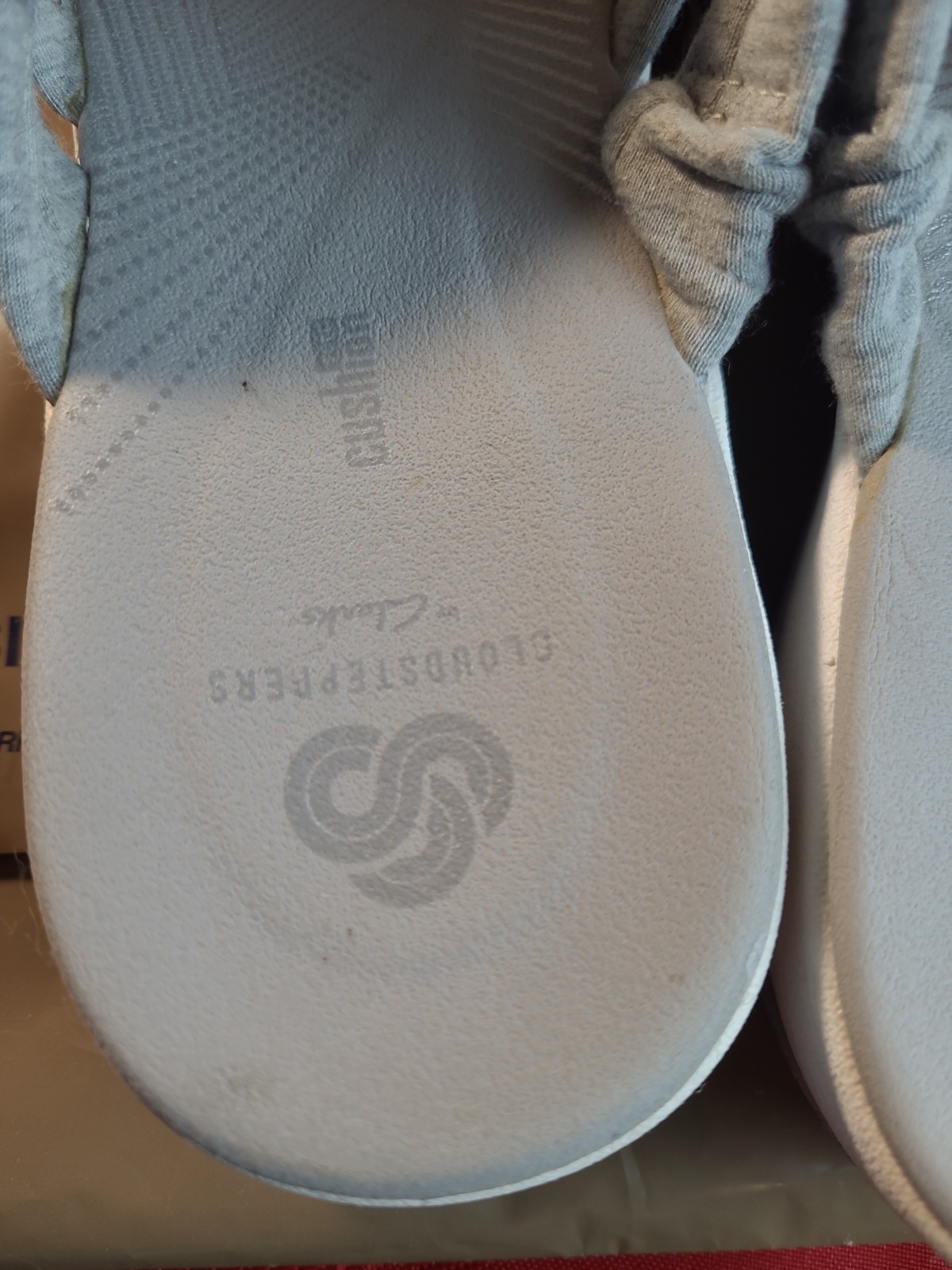 Clarks Cloudsteppers BreezeRae Grey Jersey Bow Slide Sandals Size 10