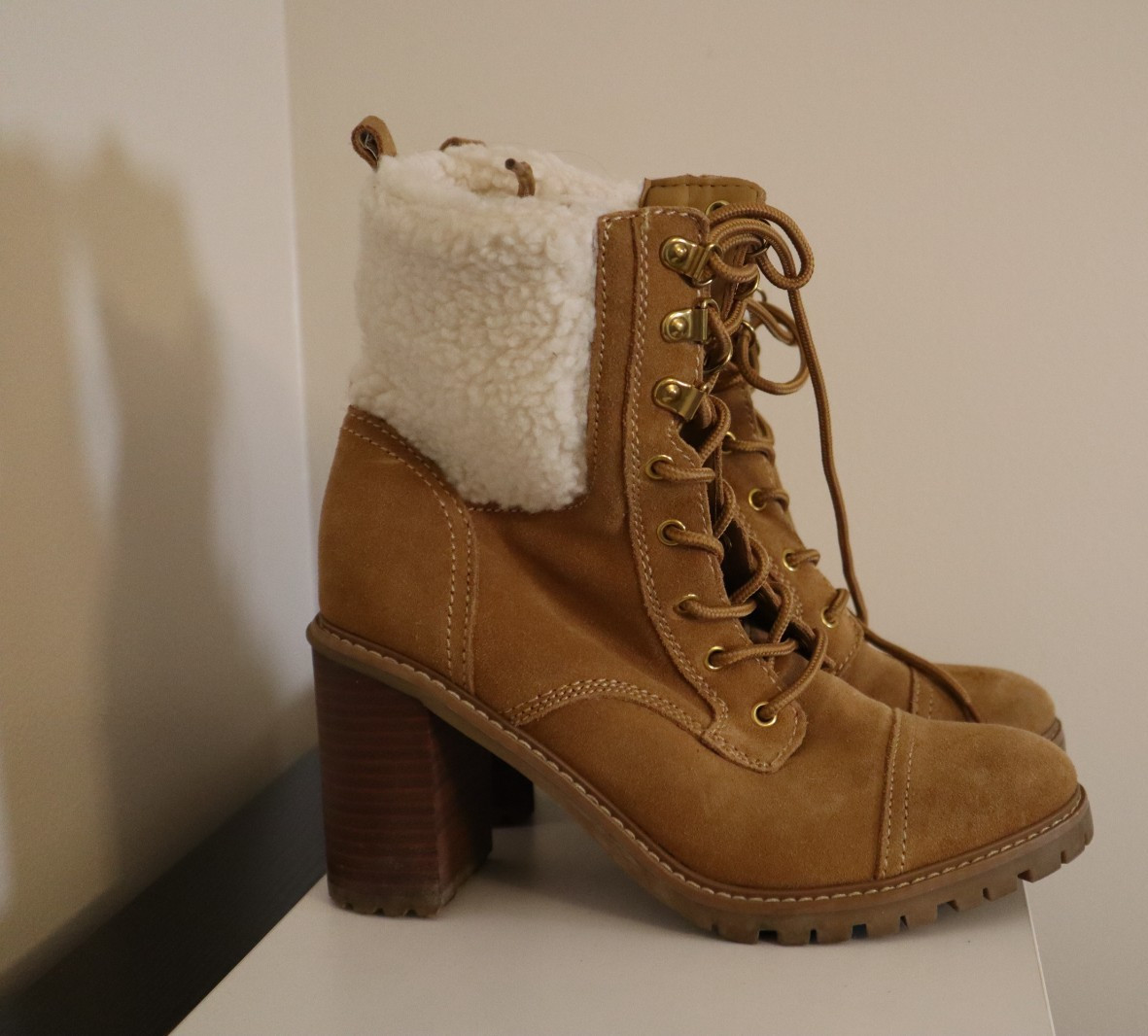 NINE WEST Boots 8 M Phaedra Lace-Up Suede Block High Heel Combat Natural Brown