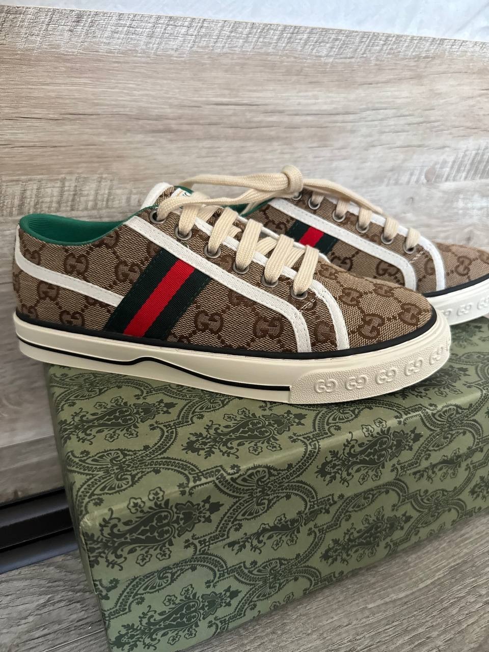 Gucci GG Canvas Low Top Sneakers Beige Monogram Web Stripe Shoes EU 37 US Women’