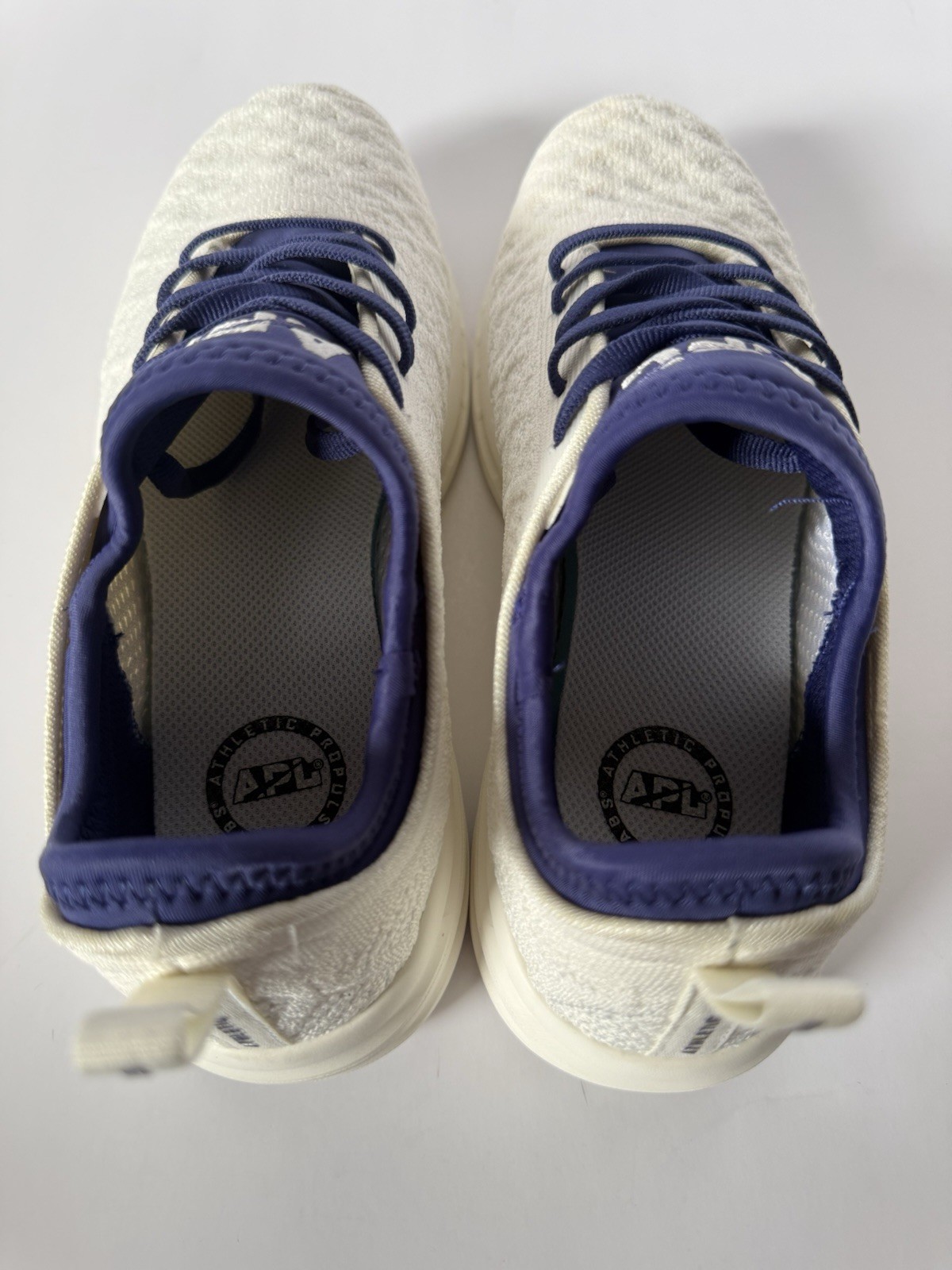 APL Techloom Phantom Knit White Blue Running Walking Shoes Women’s 7