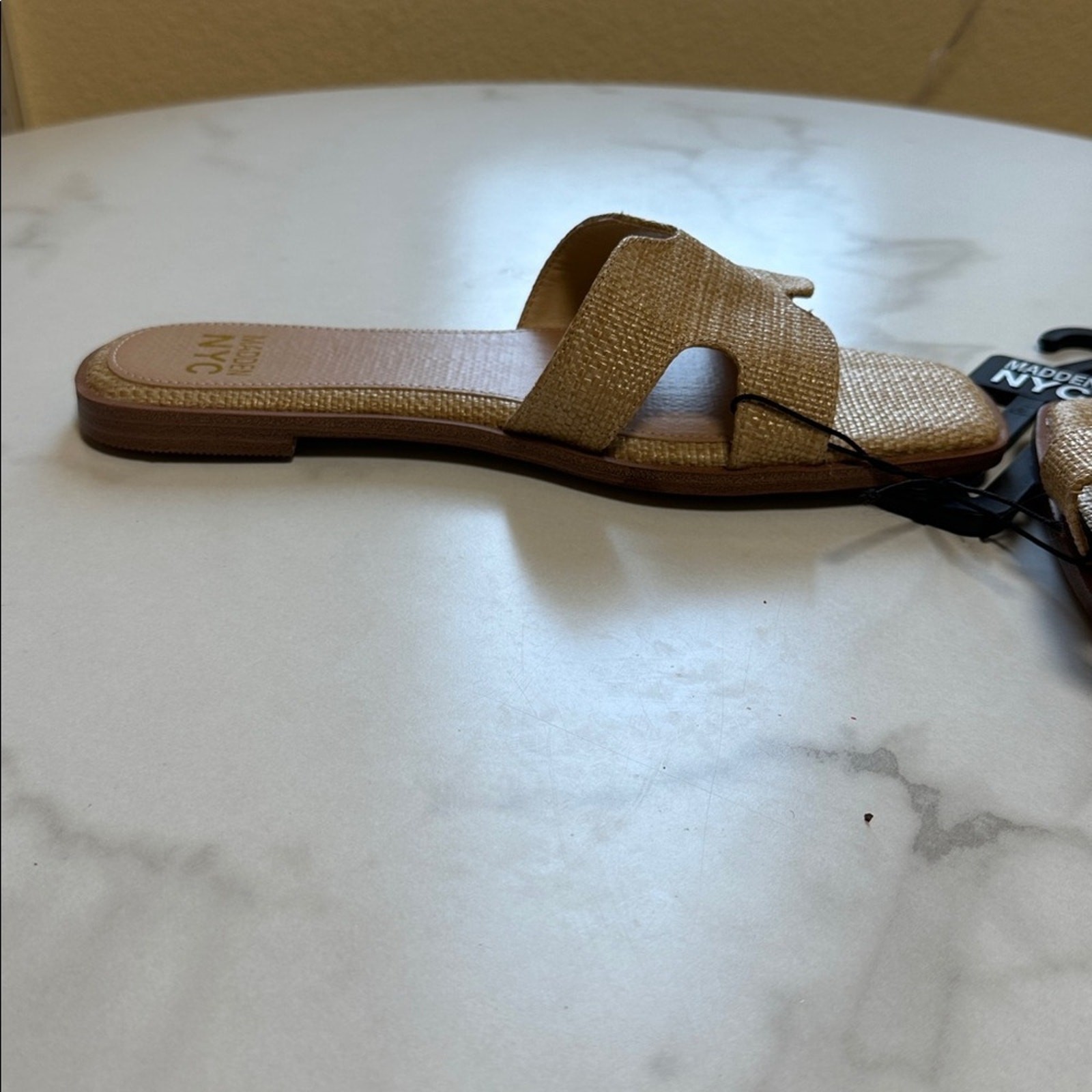 NWT Madden NYC Woven Scalloped Slide Sandals – Natural Tan size 9 1/2