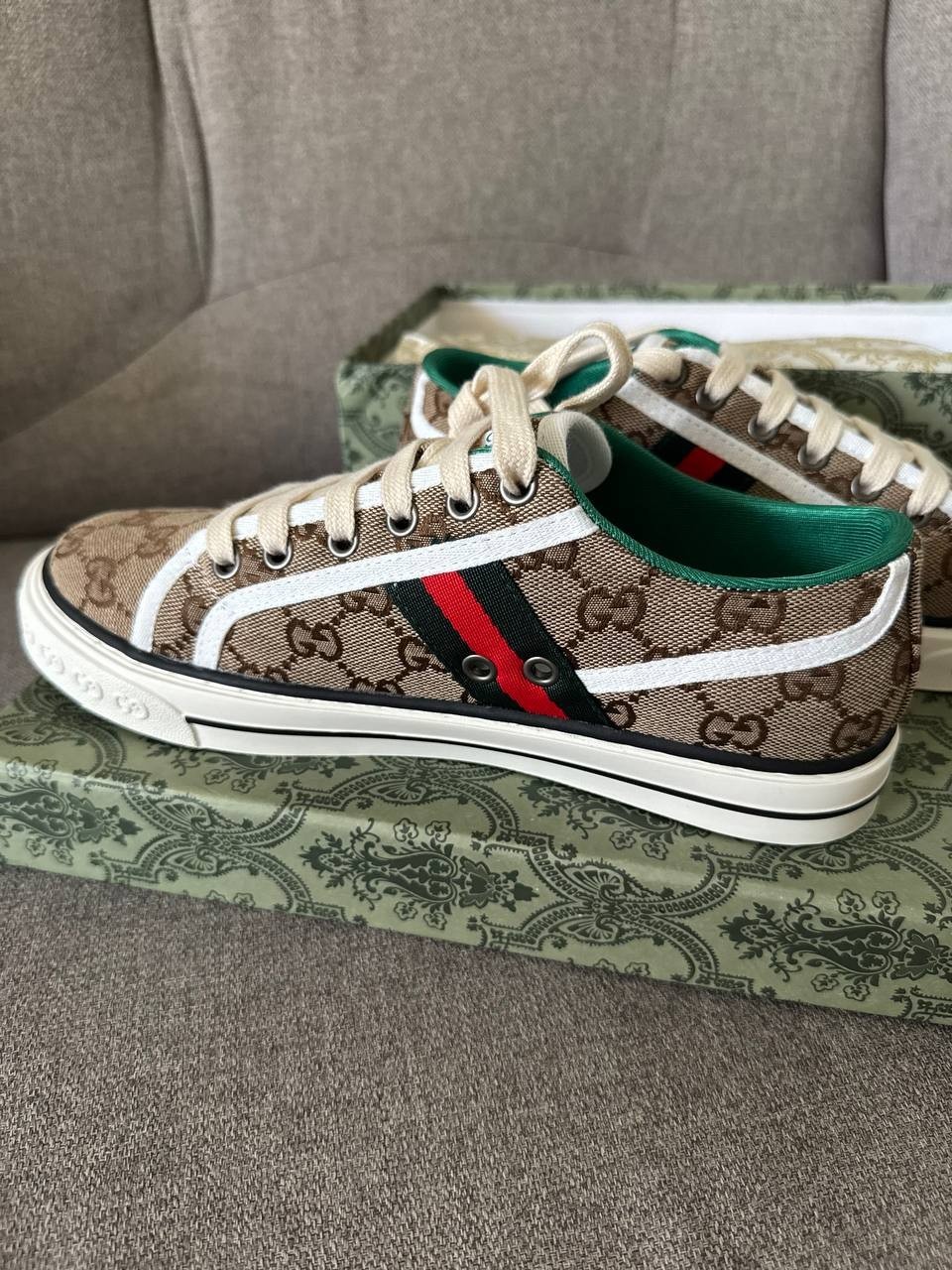 Gucci GG Canvas Low Top Sneakers Beige Monogram Web Stripe Shoes EU 36 US Women’