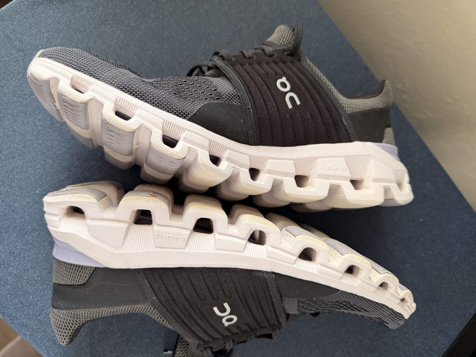 On Cloud Swift Grey/Black/Lavender Women’s Sneakers Size 10 (EU 41)