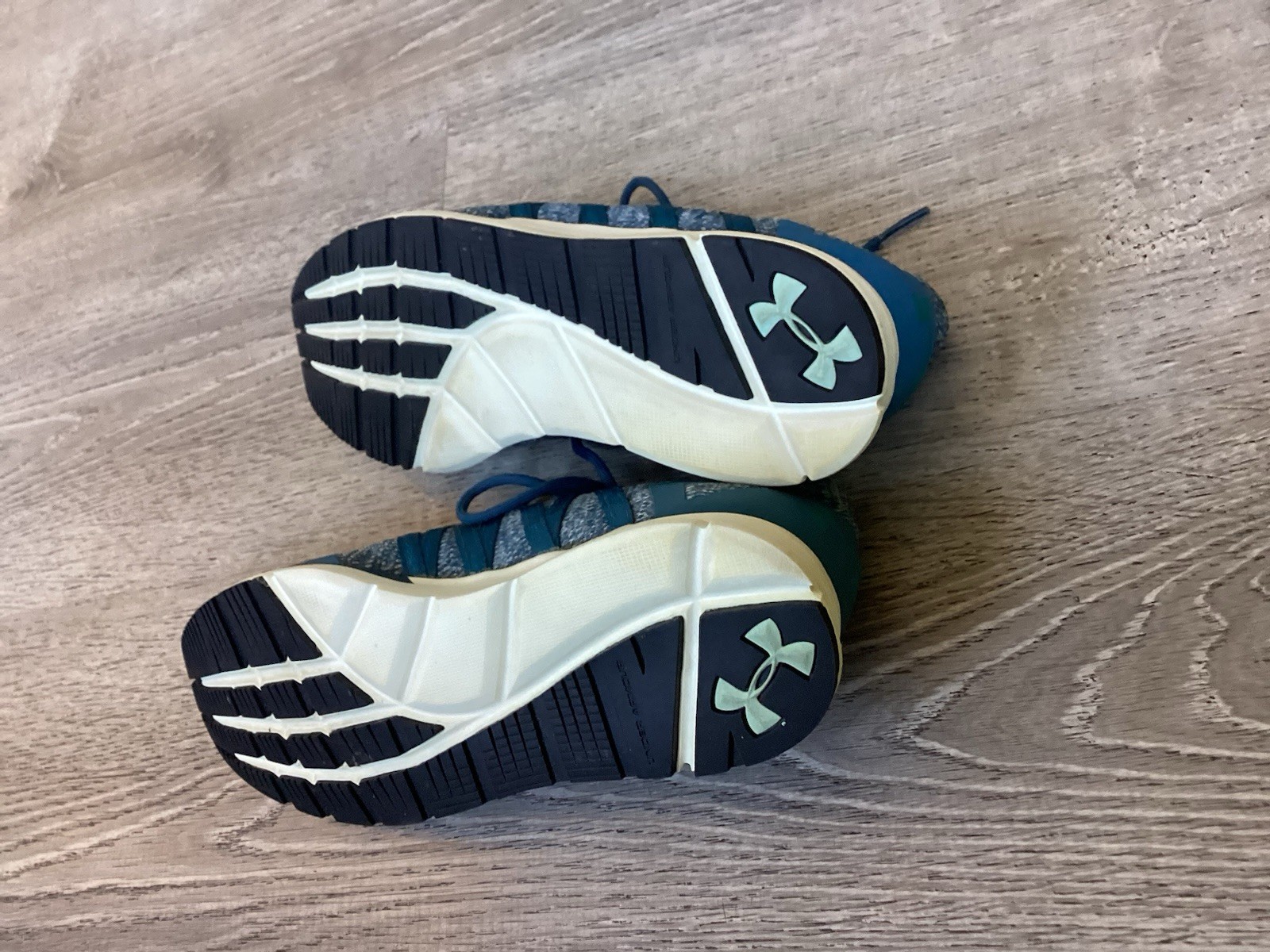 Under Armour W Charged All Around TR N (1296222-918) Womens Size 9 Blue Sneakers
