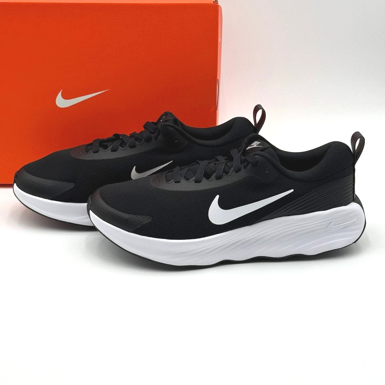 Women’s Size 9.5 Nike Promina Casual Walking Sneakers Black White FV6343-002