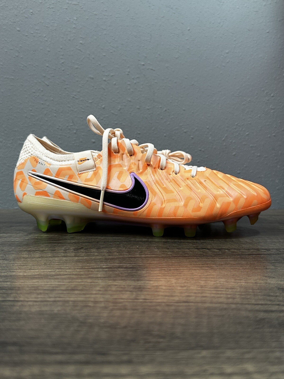 Nike Tiempo Legend 10 Elite NU FG ‘Guava Ice’ DZ3176-800 Womens 12.5 / Mens 11