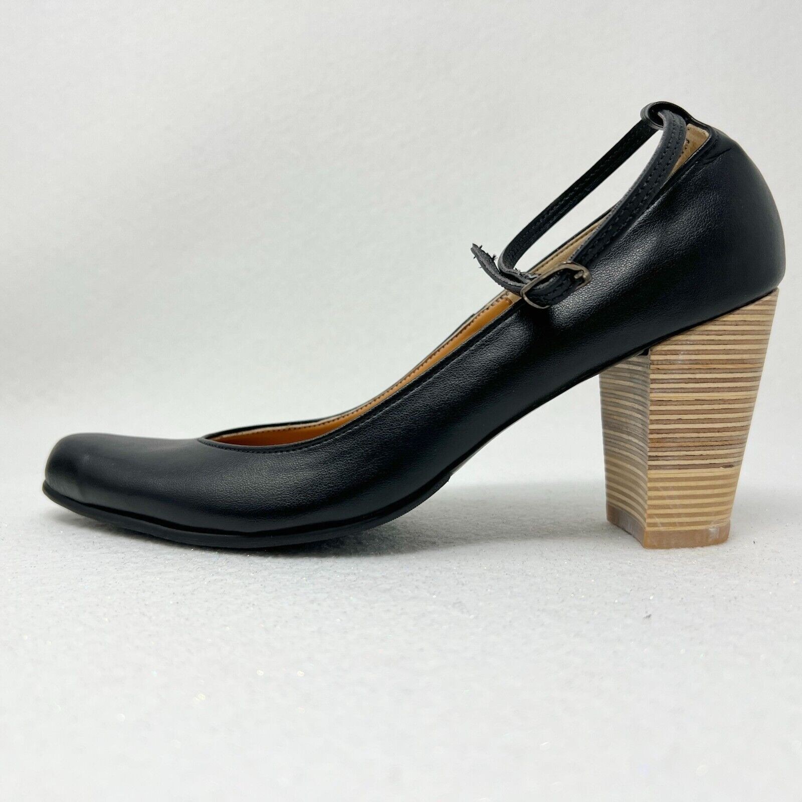 Nicora Natalie Heels Black Vegan Leather Size 7.5-8/38 Vibram Sole Ankle Strap