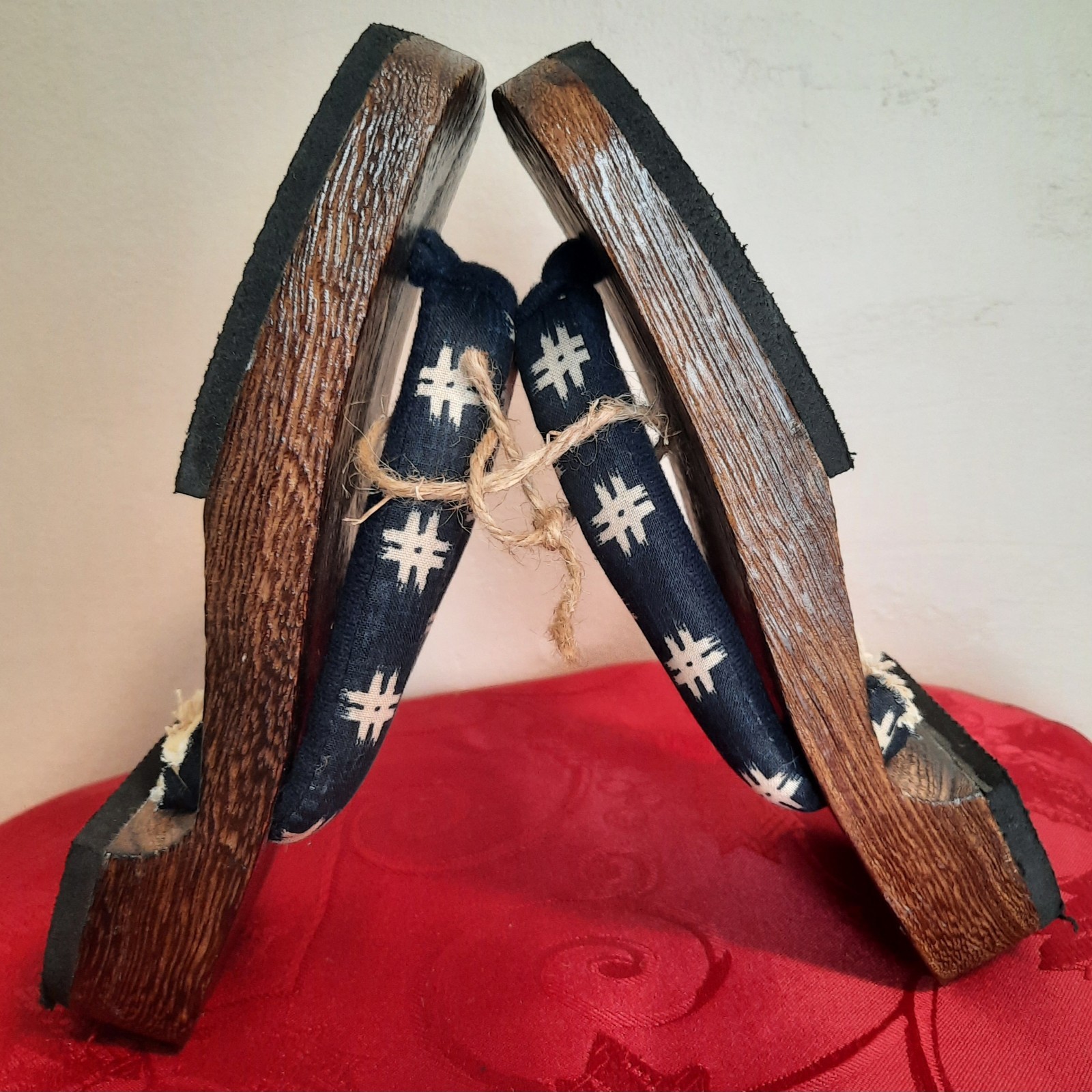 Women’s Size 4-4.5 Paulownia Wood Japanese Geta Sandals~8 1/4″ (21.5 cm) EX COND