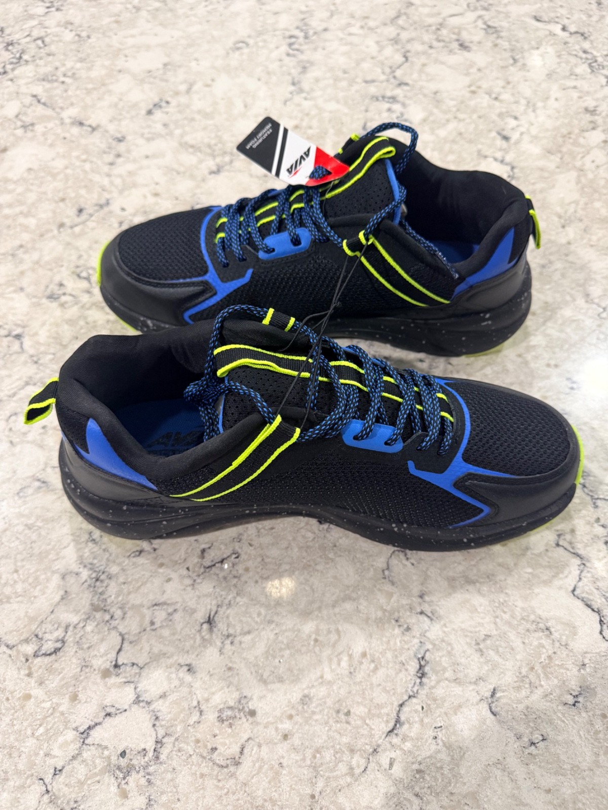 NEW – Size 10.5M/12W – Avia Canyon 2.0 Black Athletic Hiking Shoes – AA50064MBYM