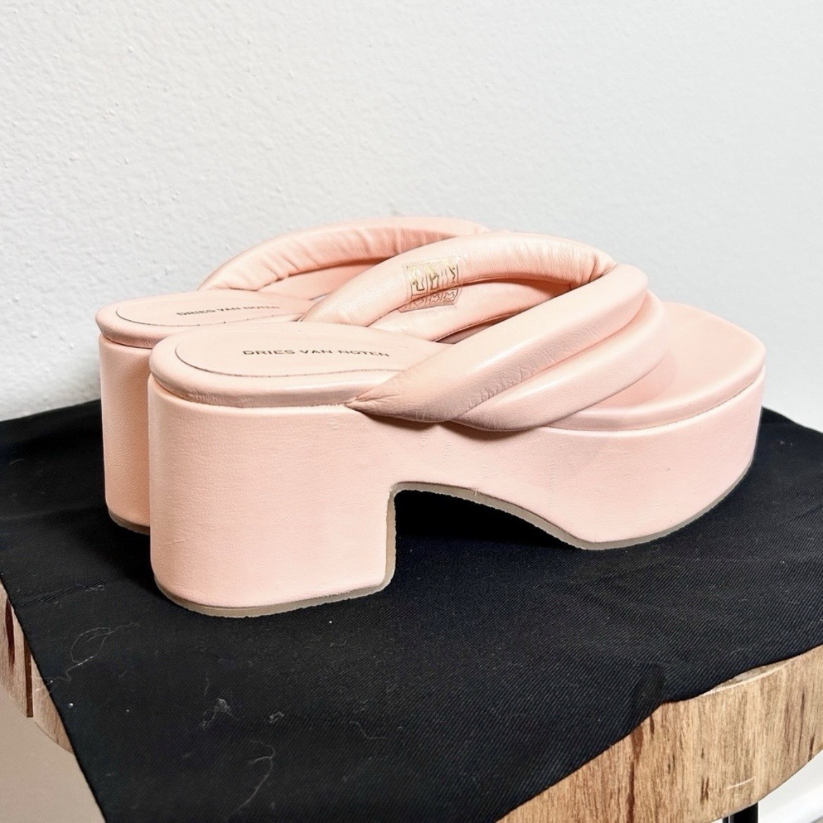 NWT Dries Van Noten 100% Leather Pink Thong Slip-On Sandals Women’s Sz 8.5