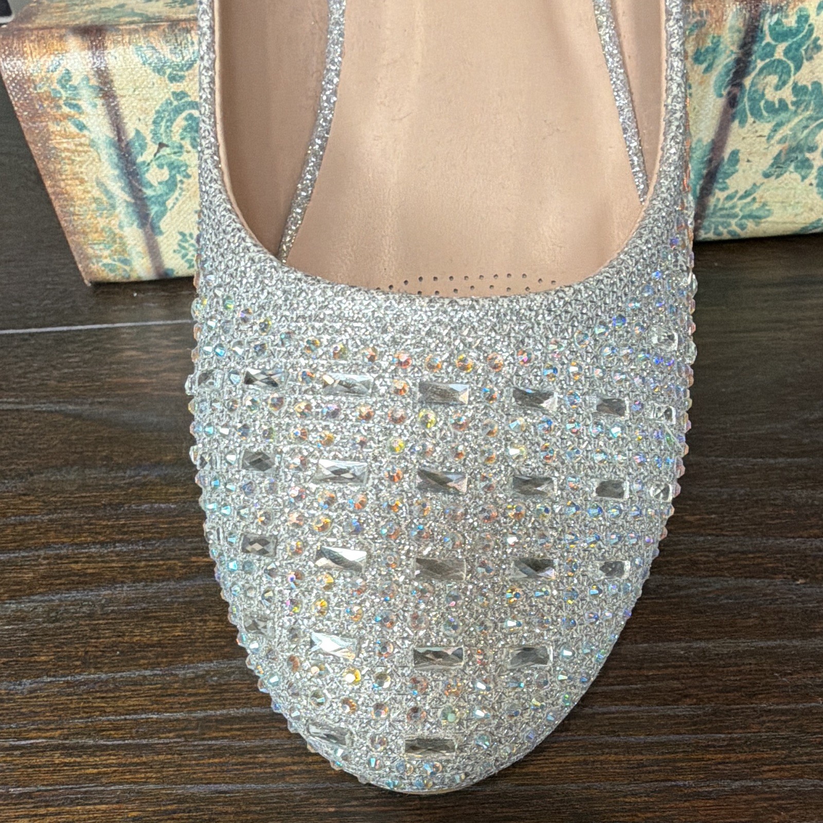 Forever Silver Glitter Rhinestone Wedge Slip On Round Toe Women’s US 8