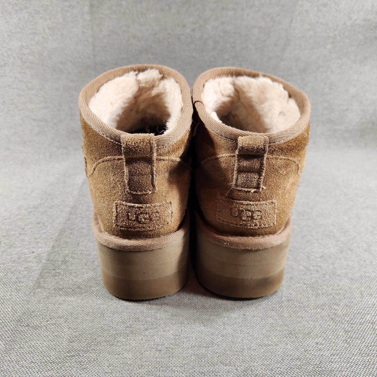 UGG Classic Ultra Mini Platform Womens Size 8 Chestnut Brown Suede Boots 1135092