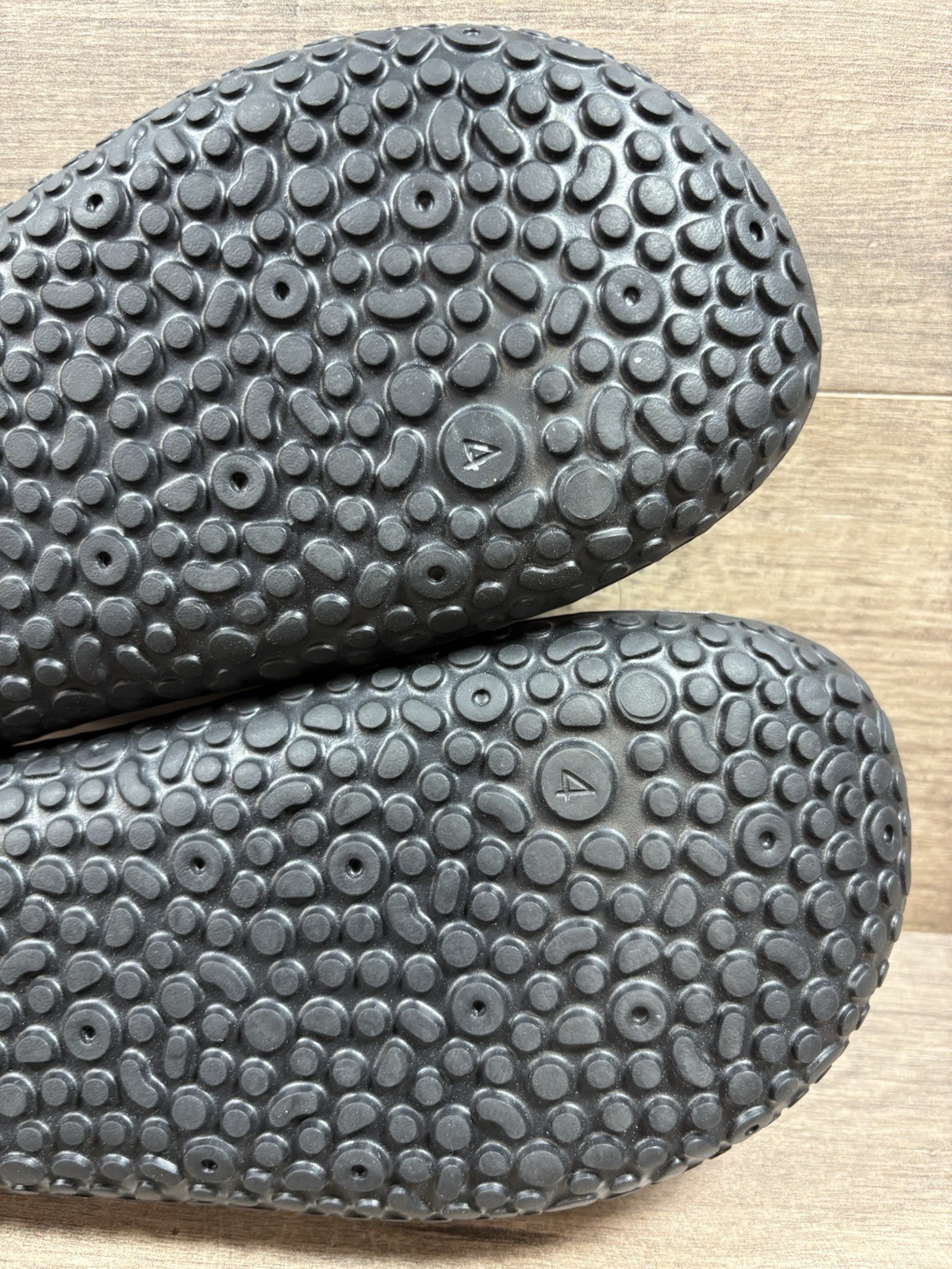 Allbirds Unisex Sugar Sliders Slide Sandals Black Eco Friendly Size W 6 M 4
