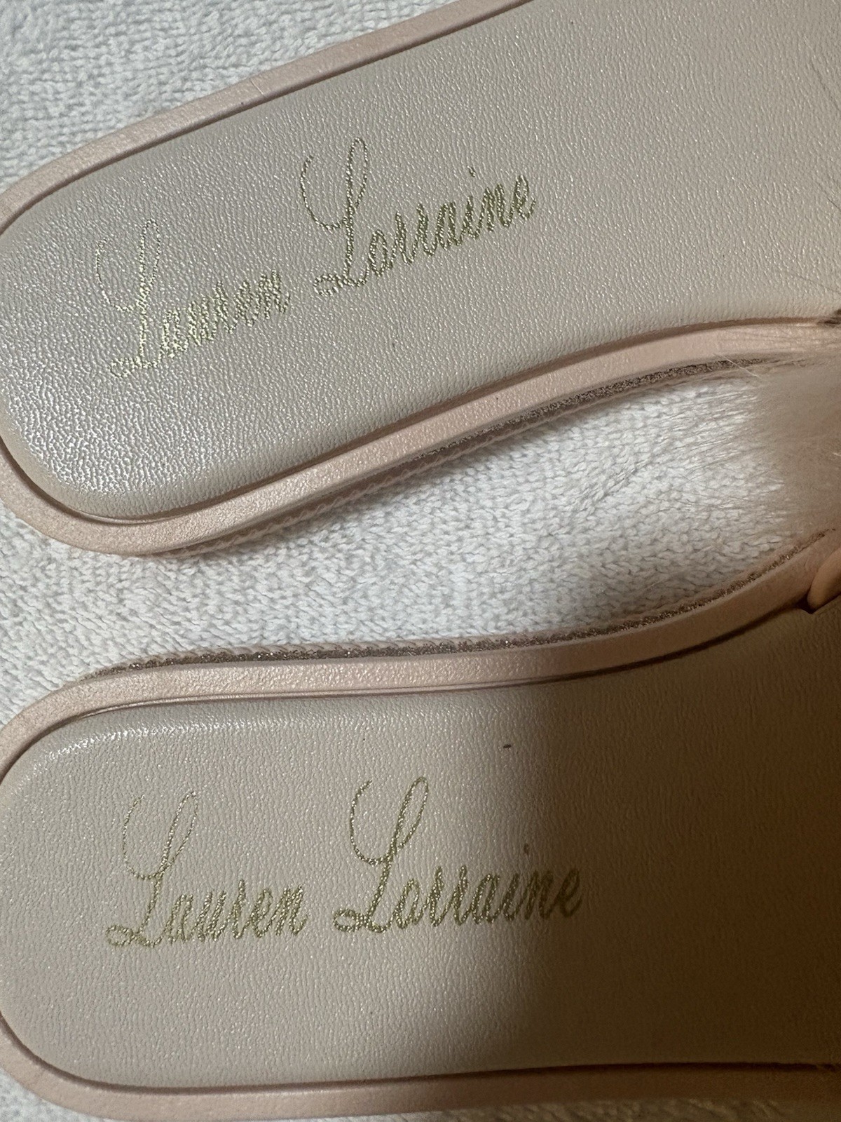 Lauren Lorraine Sandals Small Pink Faux Fur Slippers Glamorous Chic Lounge Shoes