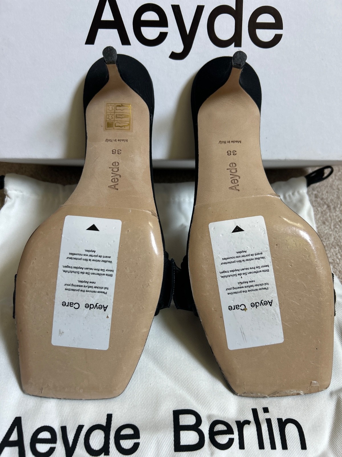 NEW $450 AEYDE «Ilvy» Eyelet Grosgrain Mules Heel Sandals – Black – EU 38 / US 7