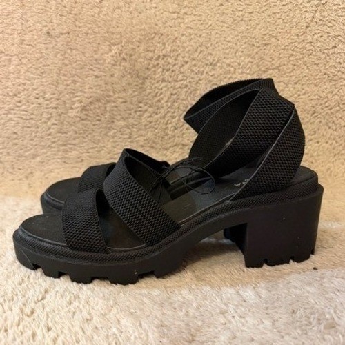 Arizona Jean Co AZ Fawn Black Platform Strappy Lug Sole Sandals Womens 11 NEW