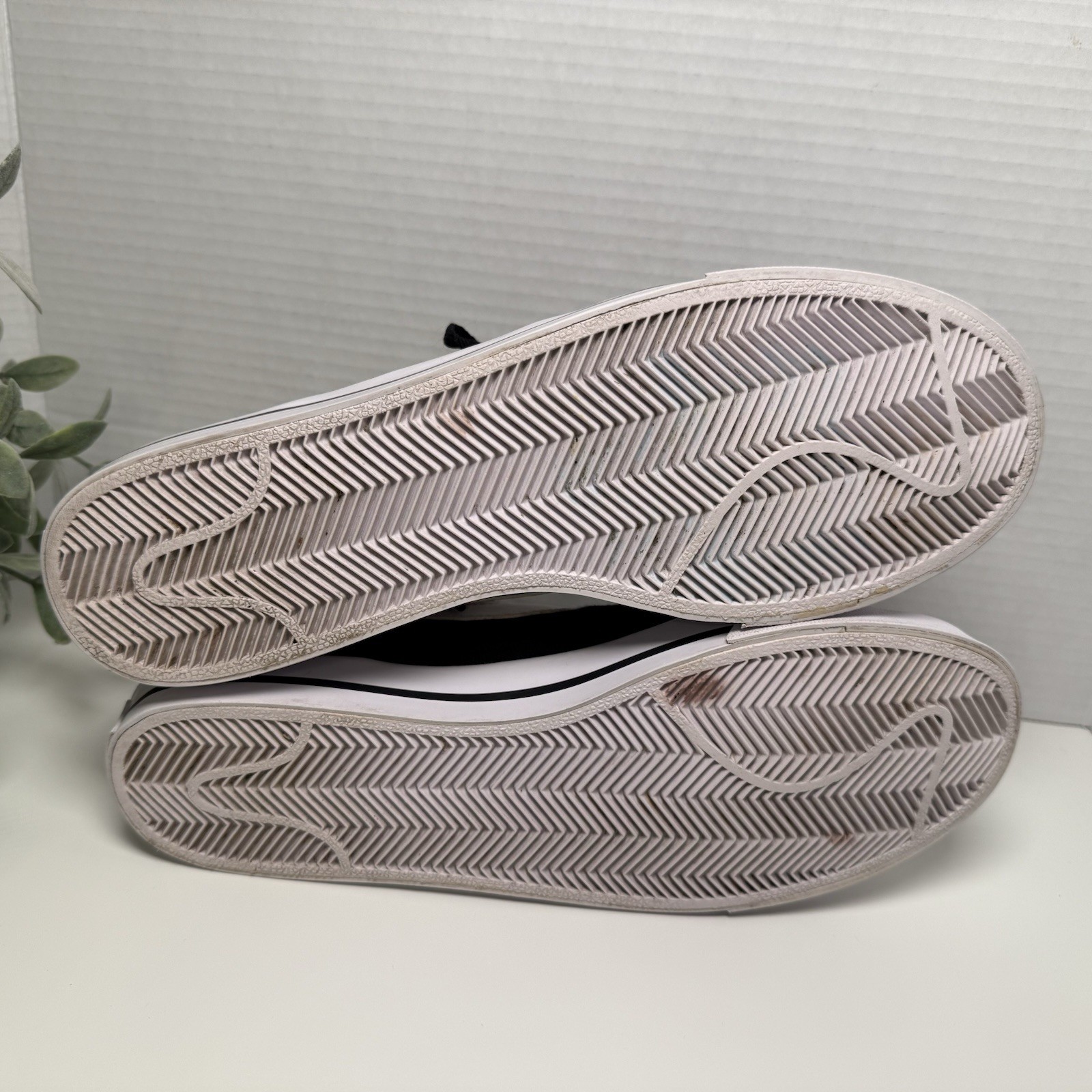 Nike Court Legacy Canvas Black & White Sneakers Shoes Womens Size 11 Streetwear