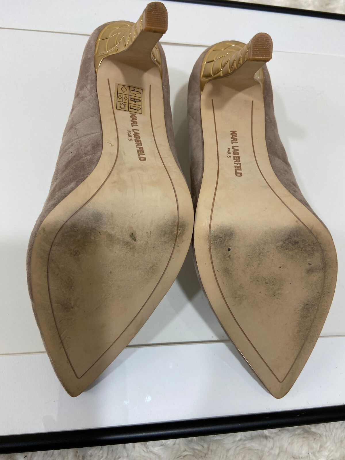 Karl Lagerfeld Paris Women Heels 7.5M Beige Quilted textile Suede 4″ Gold Heels