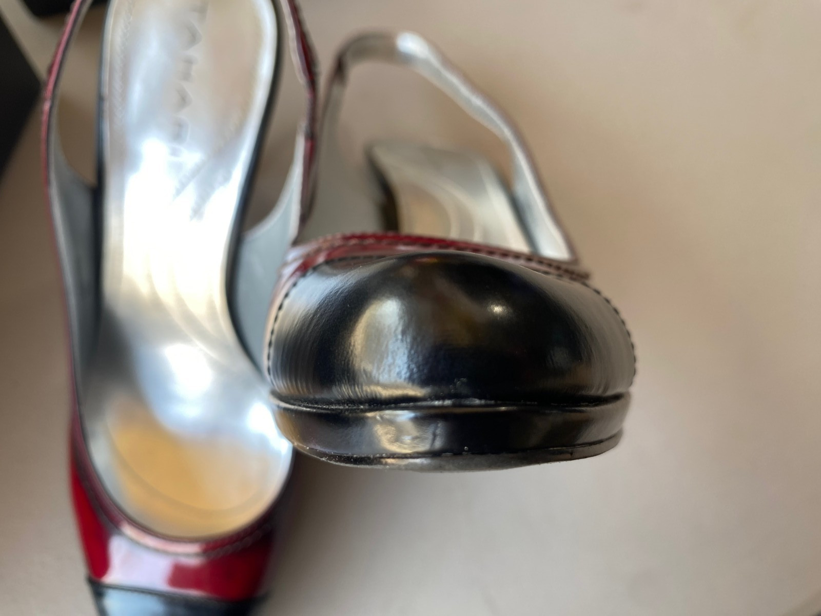 Tahari Women’s Sling Back Heels, Size 8, Black and Bordeaux