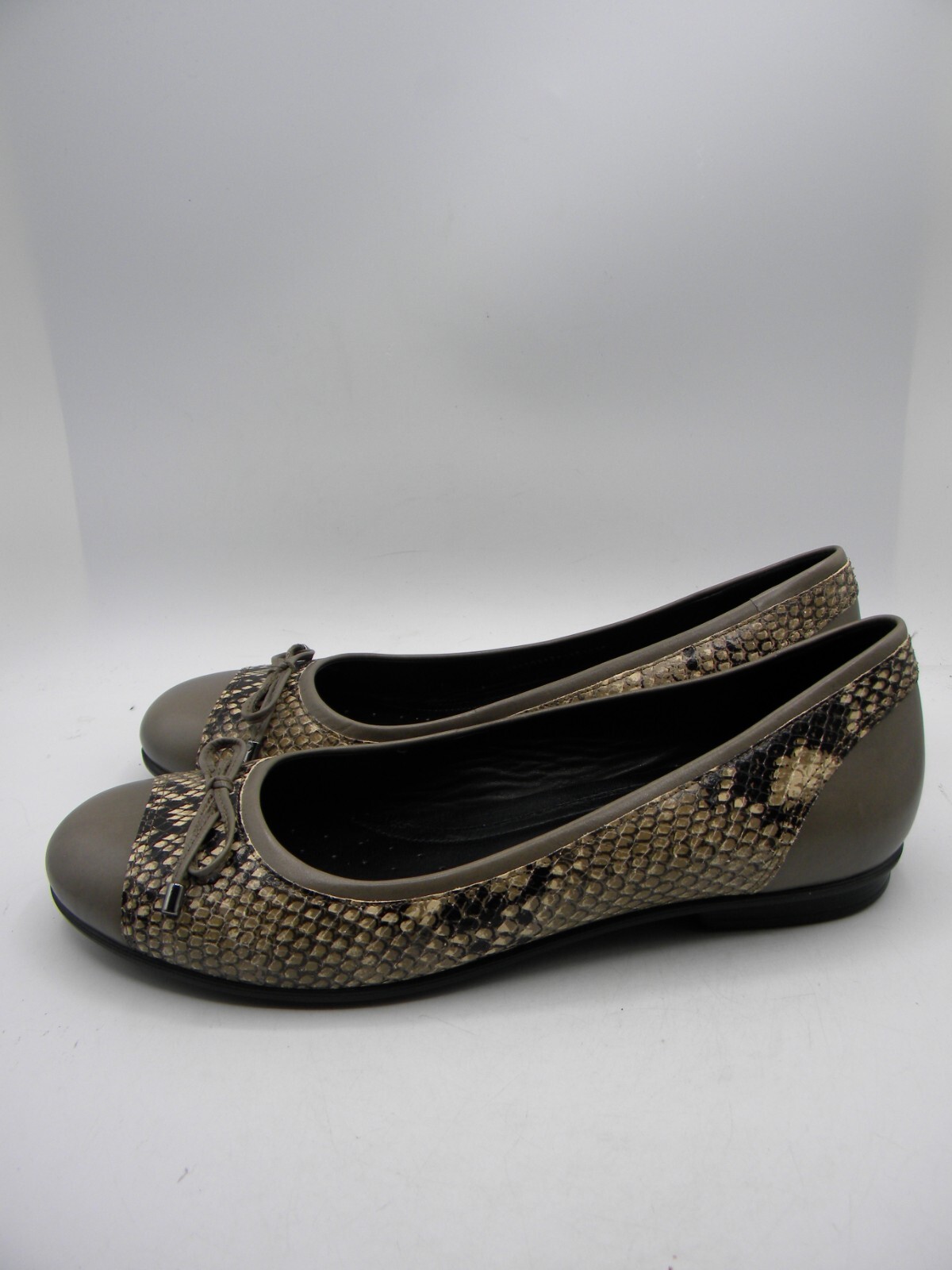 ECCO Touch Ballerina Snake Print Leather & Sage Cap Toe Ballet Flat Sz 39 NEW