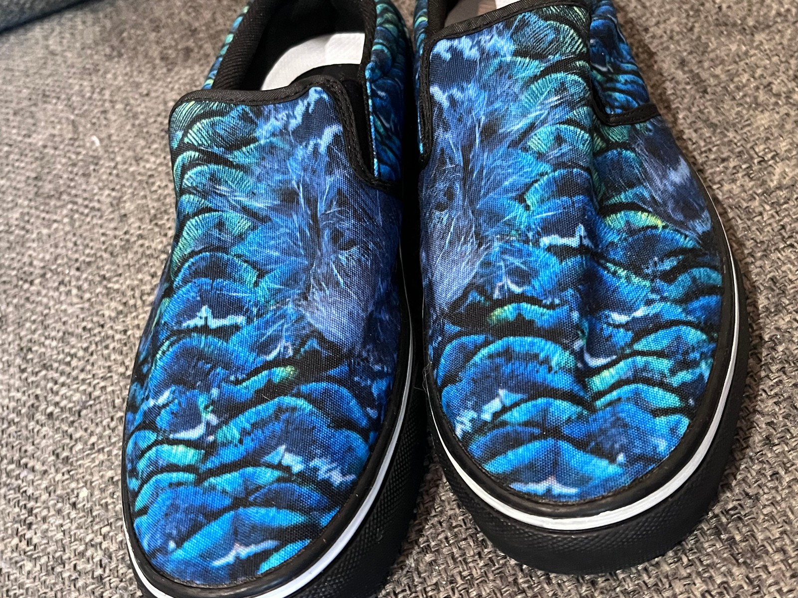 Yes We Vibe Blue Print Canvas Loafer Slip-on Shoes – Womens Size 9M Men’s 7M
