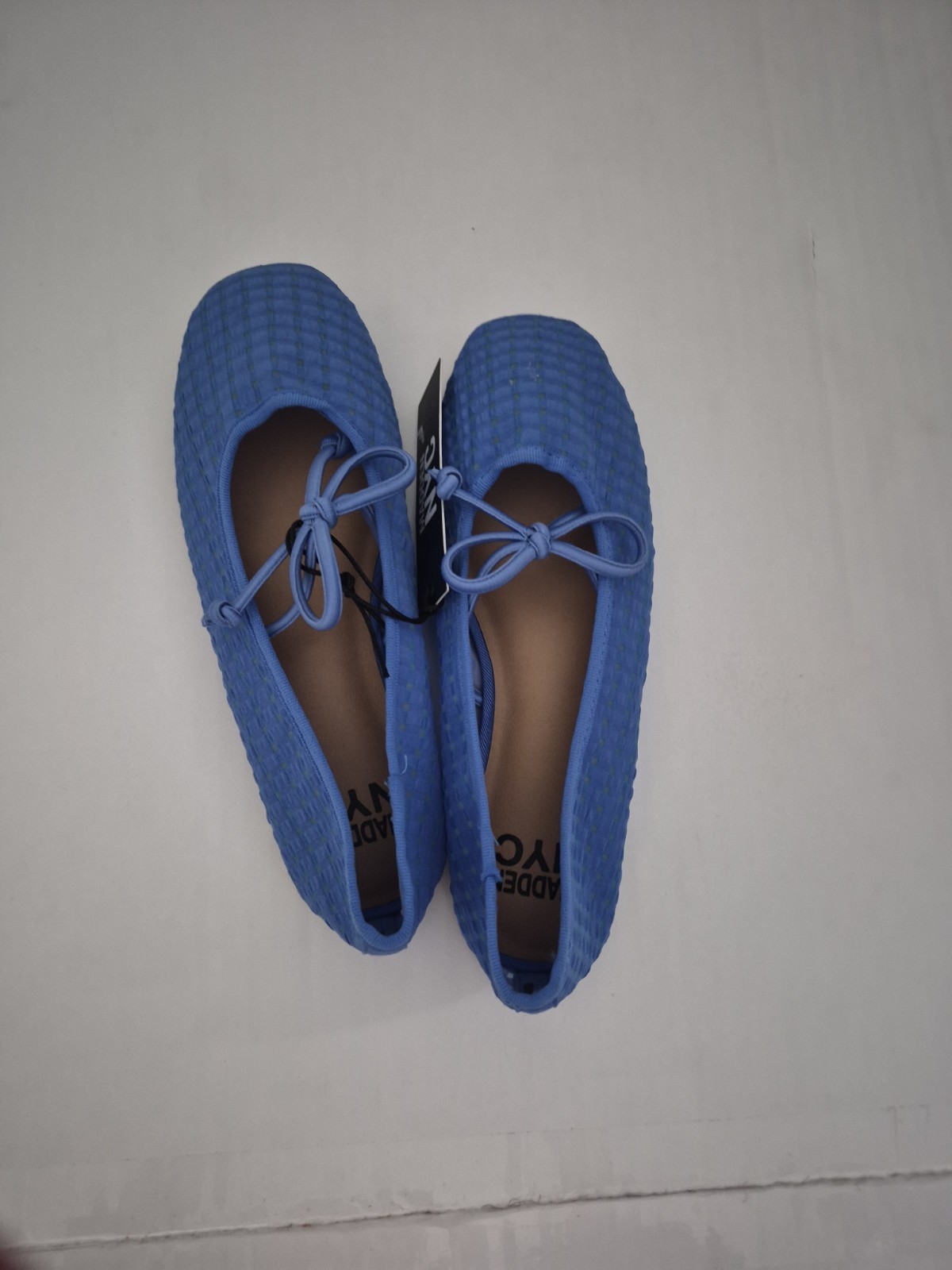 Madden NYC Women’s Blue Flat Toed Size 2