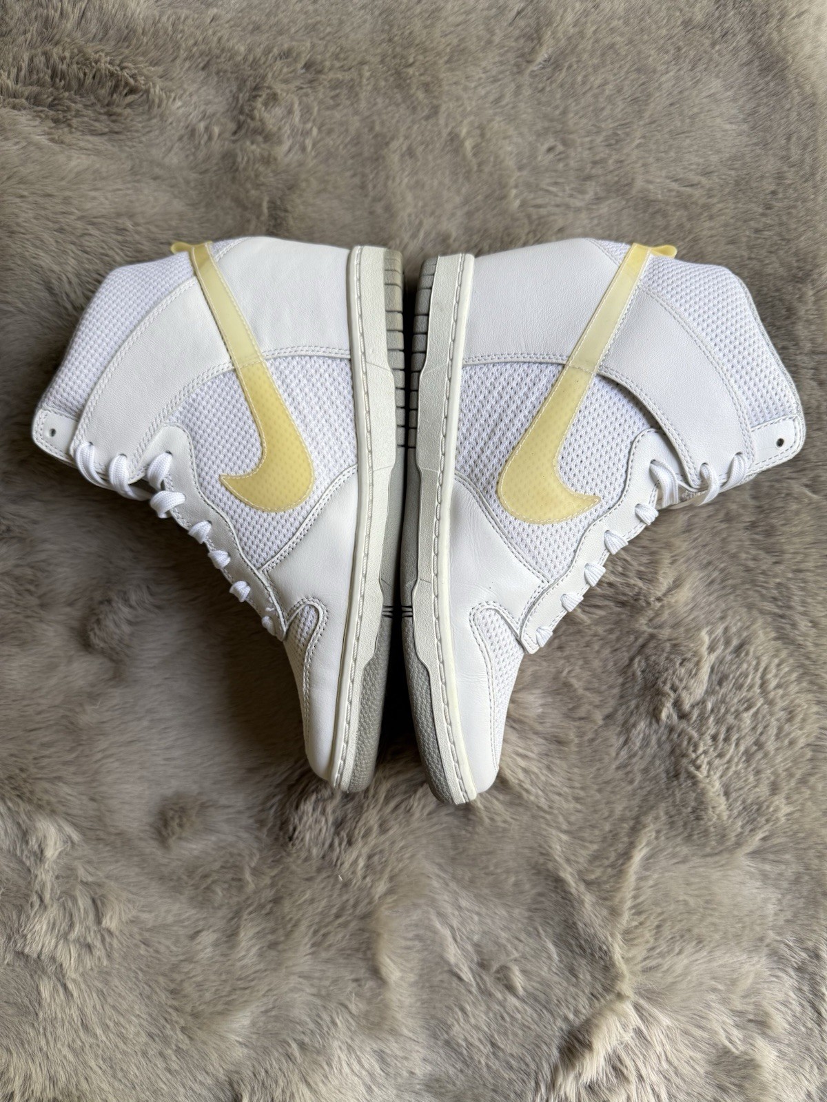 Nike Women’s Dunk Sky High (Hidden Wedge Heel) Size 8 White