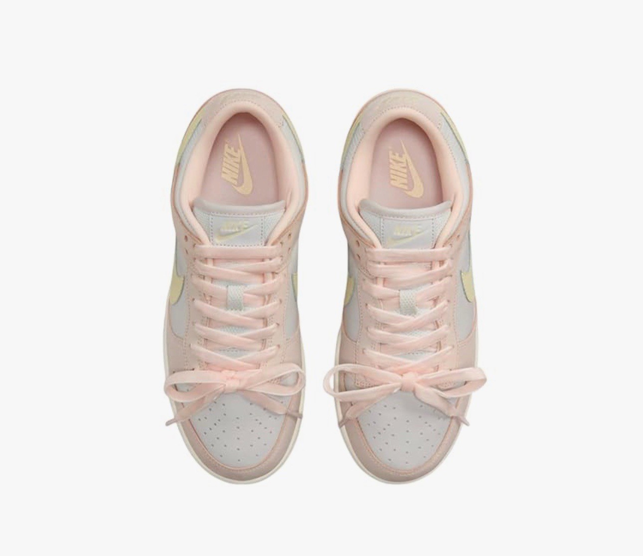 Nike Dunk Low Women’s Size 7.5 Light Soft Pink Coconut Milk