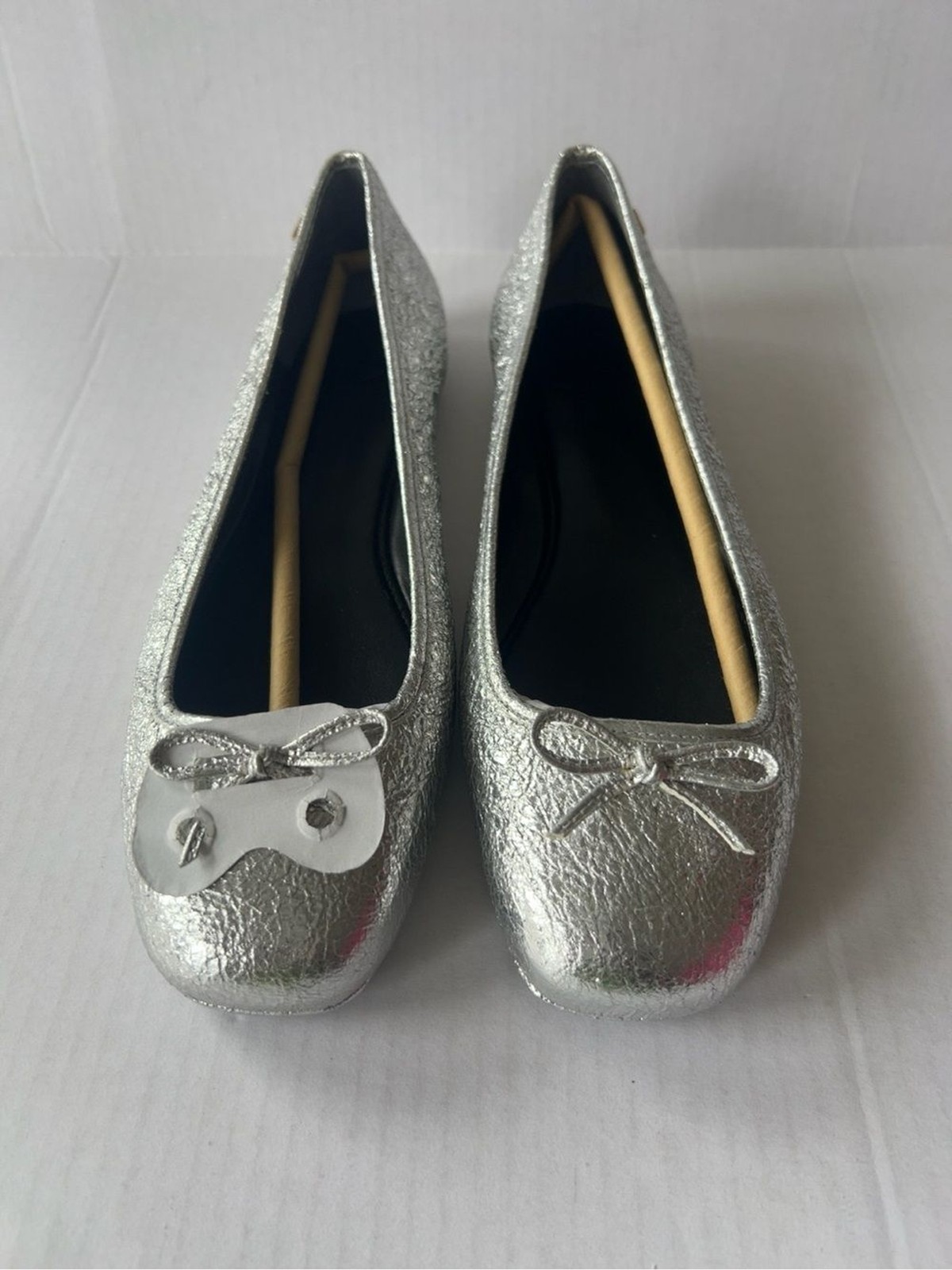 NEW Tory Burch Laila 2 Driver Ballet Flats Silver Crinkle Metallic Leather Shoes