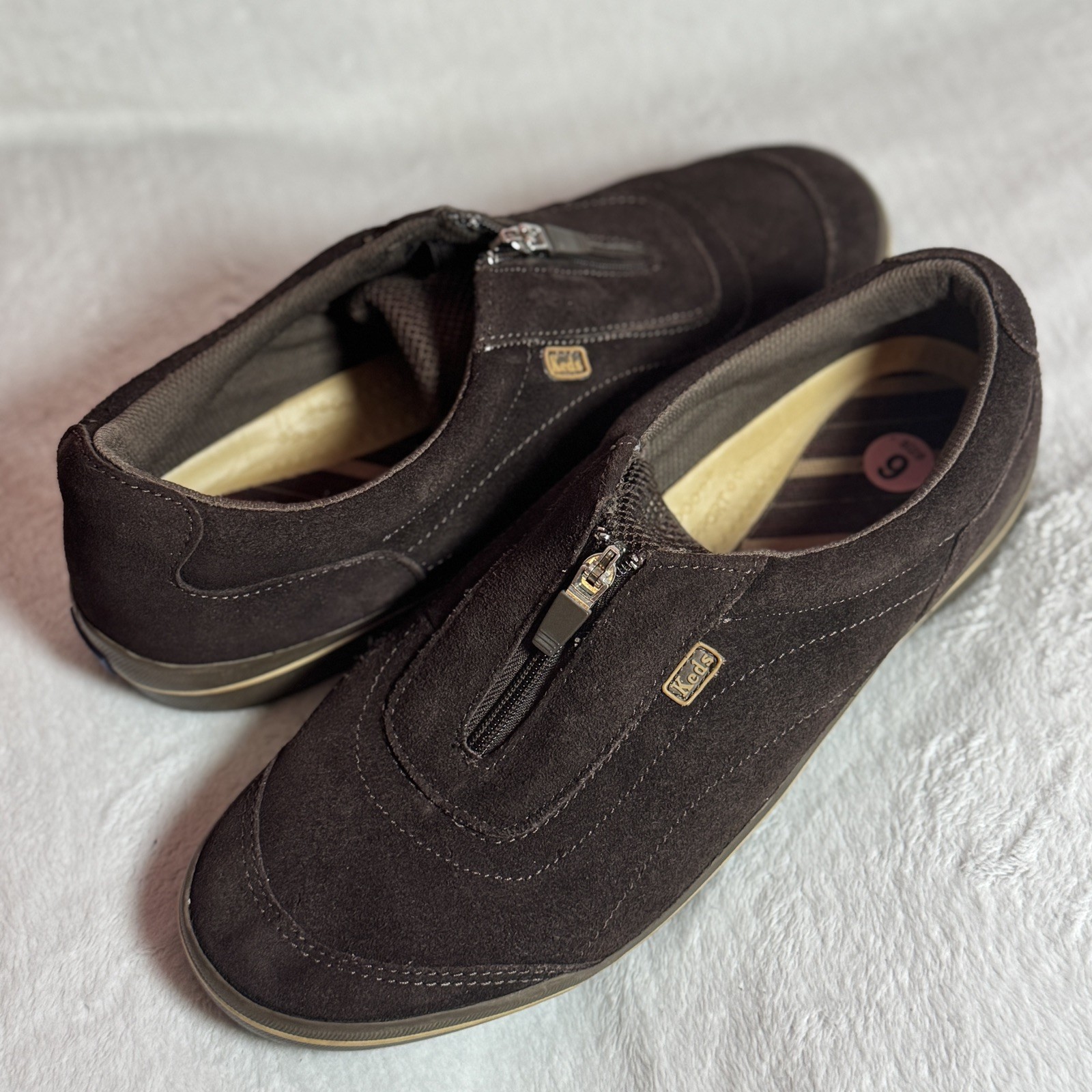 KEDS Womens Expresso Brown Suede Zip Top Shoes Slip On Size 9 Arch Support