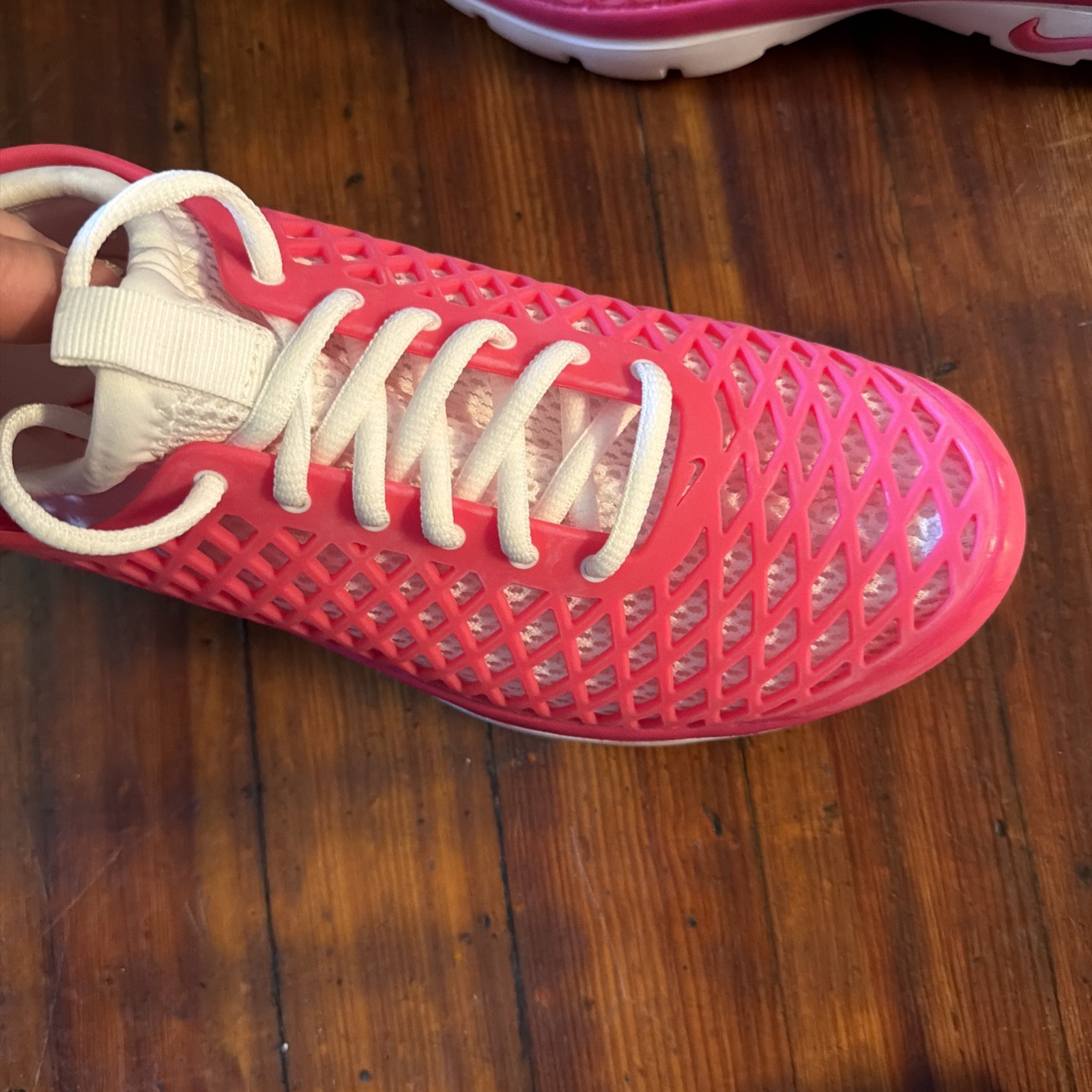NIKE AIR Rejuven8 Running Shoes Women Size 8.5 Rare Pink hard to find!!! ❤️🔥❤️
