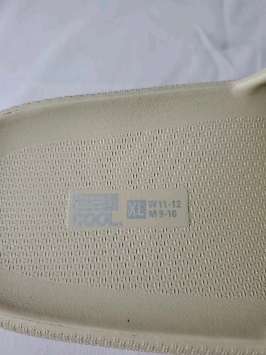 32 DEGREES COOL Cushion Slide Unisex – Tan – XL – W 11-12 M 9-10 NEW & FREE SHIP
