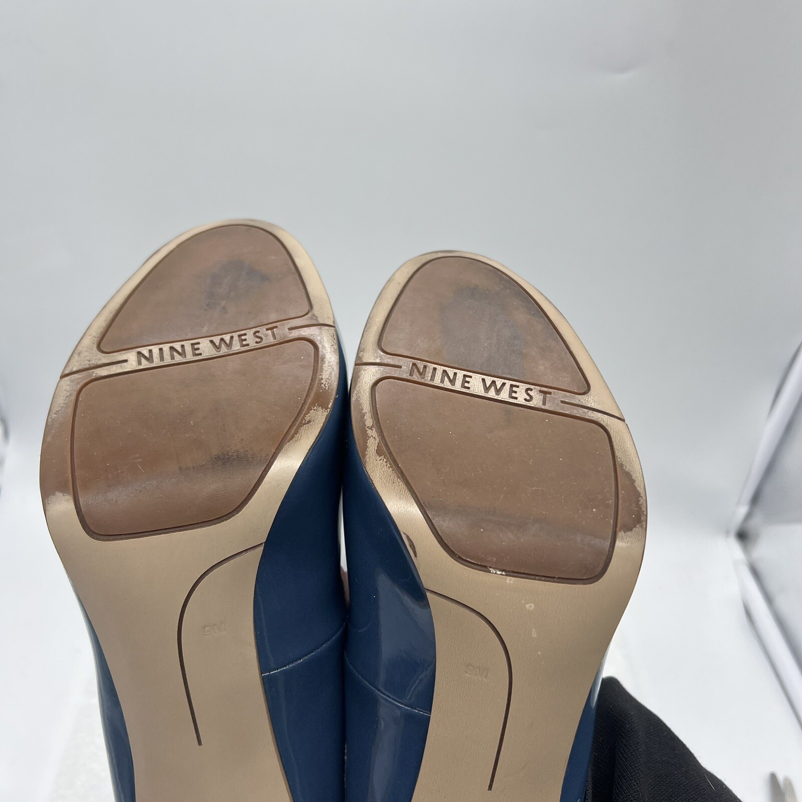 Nine West Maximus Blue Heels Womens Size 9 Pointed Toe Stiletto Pumps 4 Inch