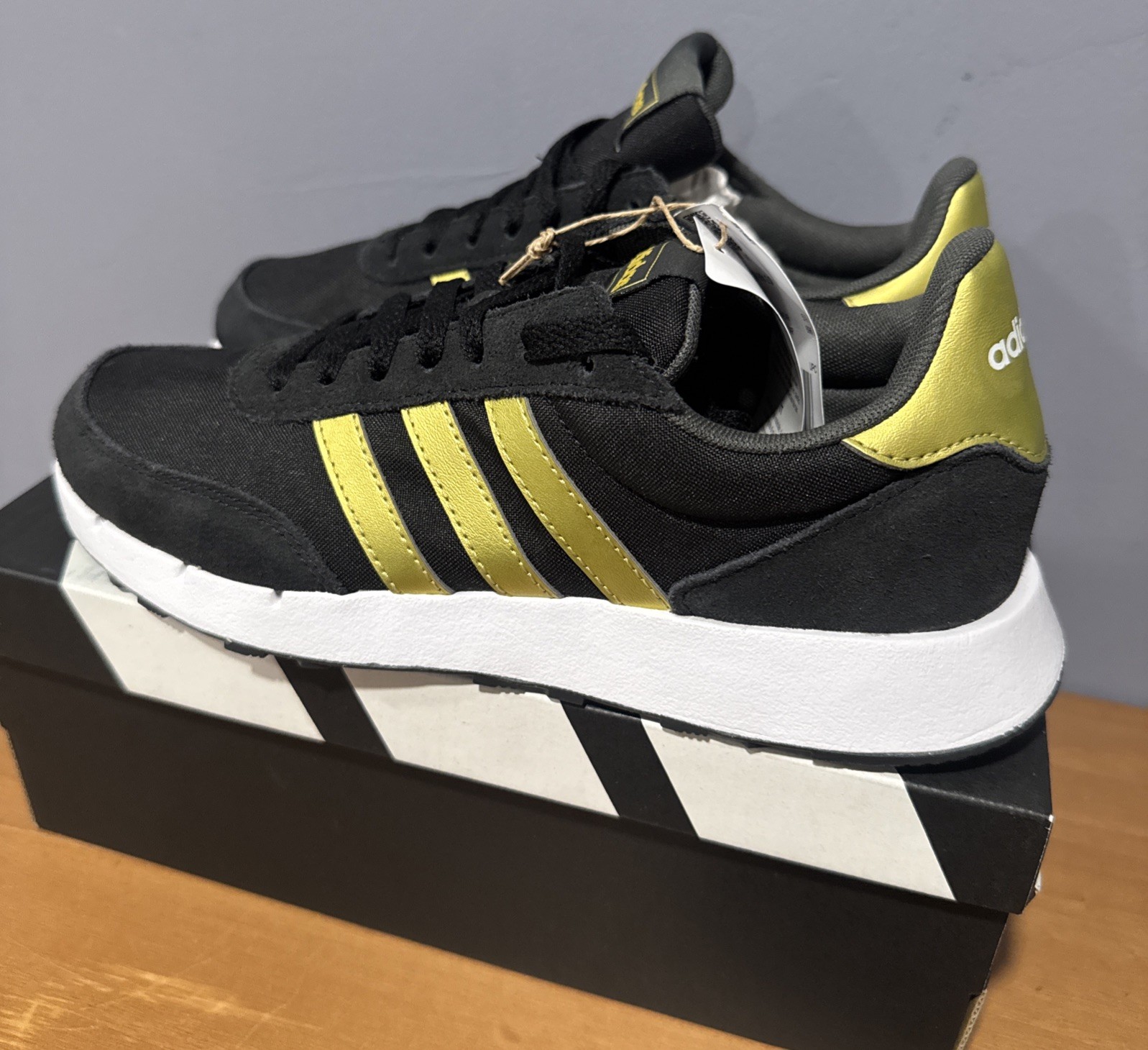 Adidas Run 60s 2.0 Black With Gold GX1714- Women’s US 7 – New In Box